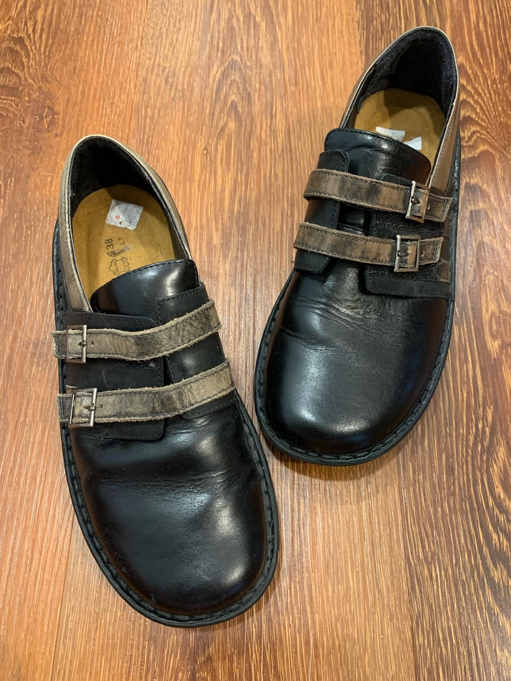 NAOT Celesta Loafer Slip-On Comfort Shoe Women's 7 Black Brown Dark Academia